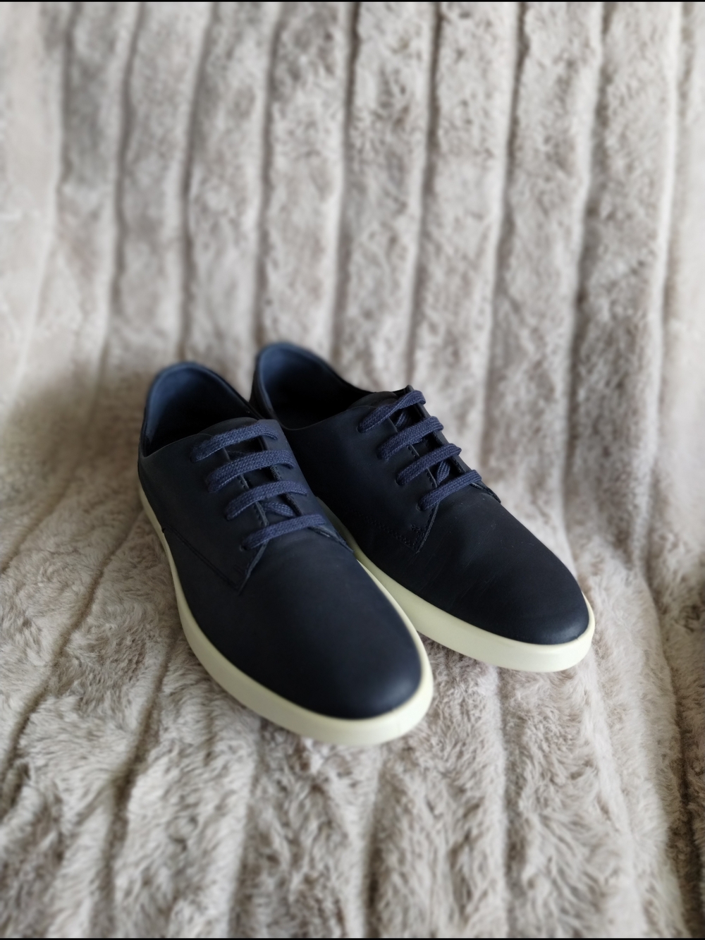 ECCO Soft 8 Navy Leather Sneakers Women's EU 39 US 8-8.5